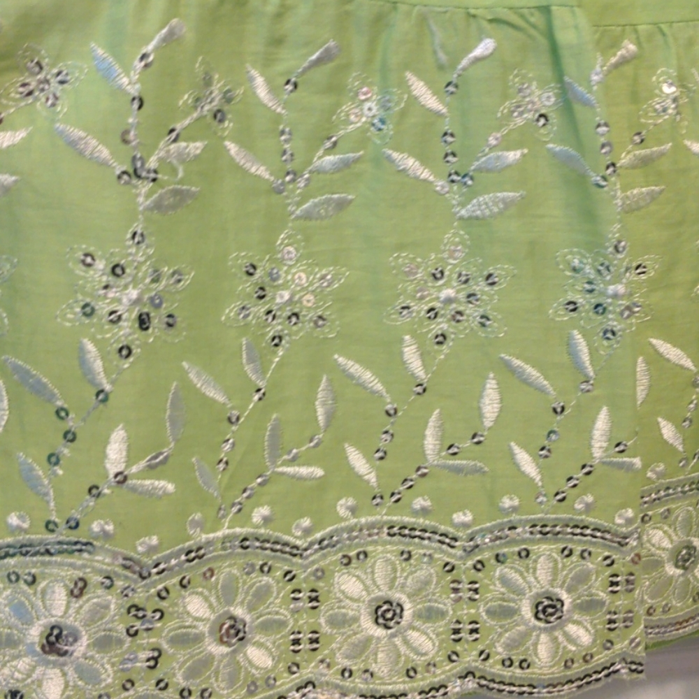 Dress - Picture 4 of 4